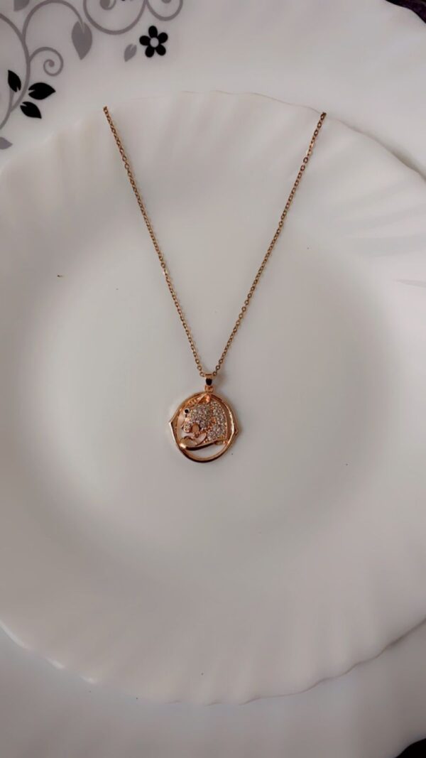 Gold Plated Panther pendent with Chain - Image 2