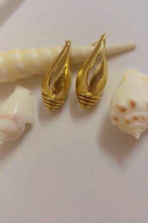 Shankh Studs