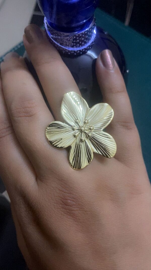 Gold Flower Anti Tarnish Ring